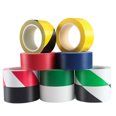 comprare Disegno stampa nastro di marcatura in PVC nastro di avvertimento a prova d'acqua giallo nero per pavimento di magazzino online manufacture